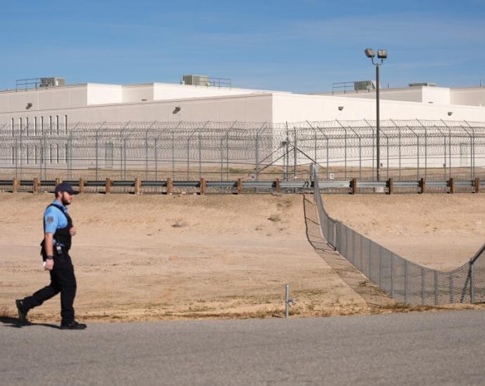 california-immigrant-detainees-boycott-over-high-commissary-prices