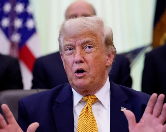 The Traitor Admin Puts Signature Trade Pact On Ice