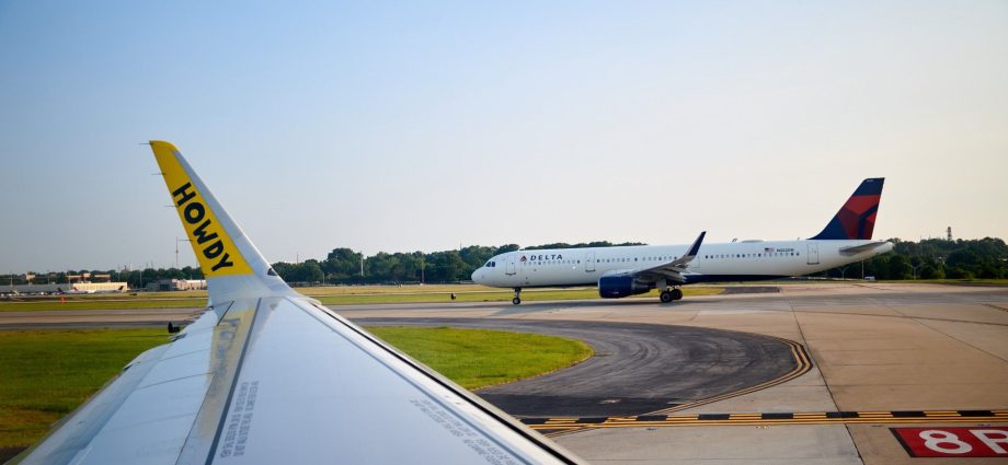 delta-air-lines-offers-$12-million-to-takeover-spirit’s-gates-at-its-atlanta-fortress