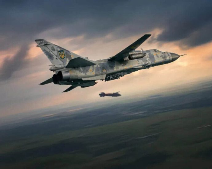 ukraine-deploys-its-first-domestically-made-guided-bombs-to-battlefield,-narrowing-russia’s-advantages
