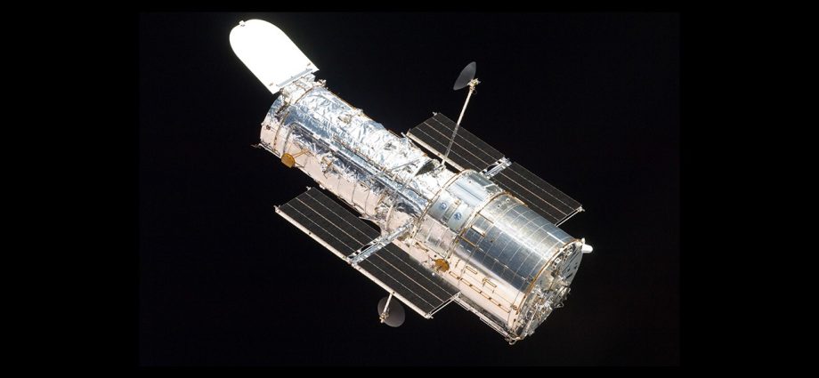 fourth-of-july-through-hubble’s-eyes