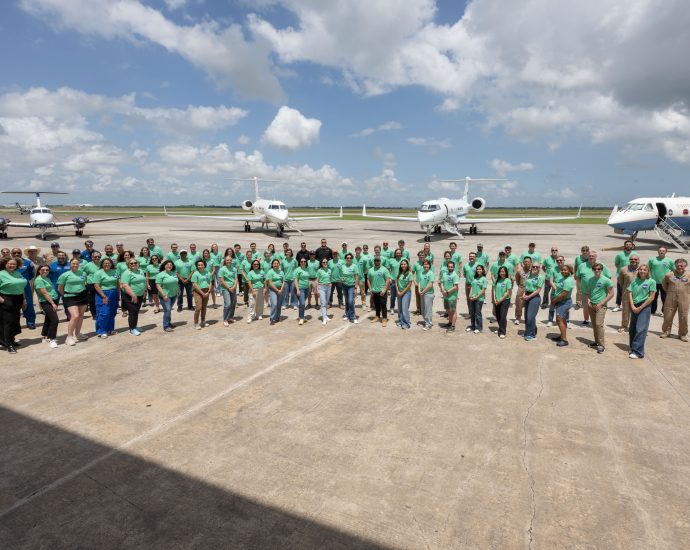 nasa-students-get-airborne-view-of-atmospheric-science-at-ellington-field