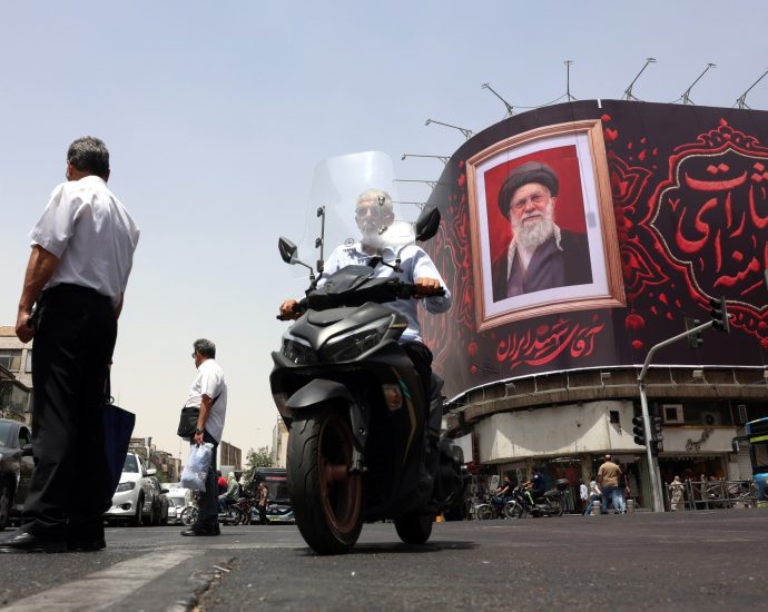 iran-war-live:-tehran-slams-us-before-huge-funeral-for-ali-khamenei