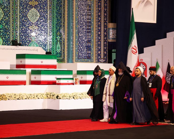 millions-expected-at-delayed-khamenei-funeral-as-iran-seeks-to-project-strength