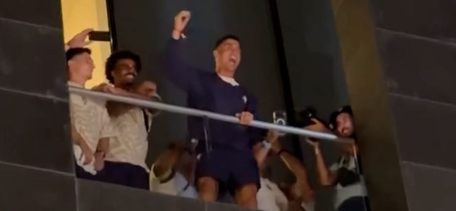 hundreds-of-fans-cheer-portugal’s-win-at-star-team’s-residence-in-toronto