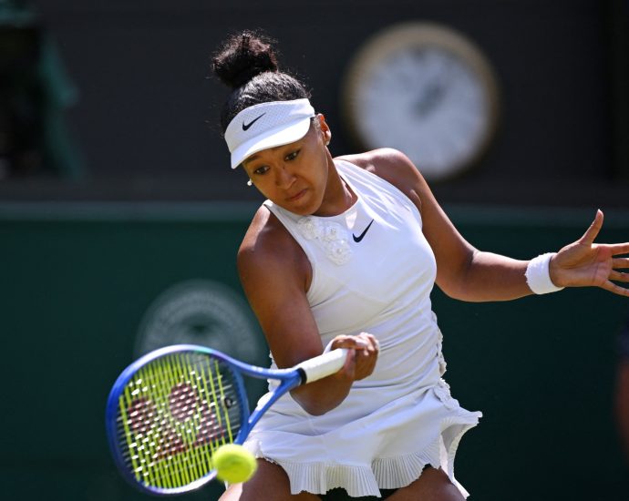osaka-defeats-kasatkina-to-make-wimbledon-round-of-16