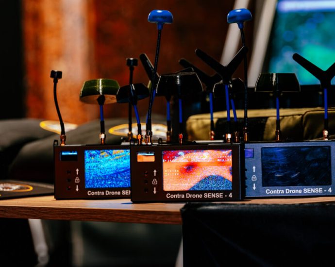 mini-air-defense-against-fpvs-and-the-“peace-duck”-ai-interceptor:-ukraine-unveils-20-system-counter-drone-arsenal