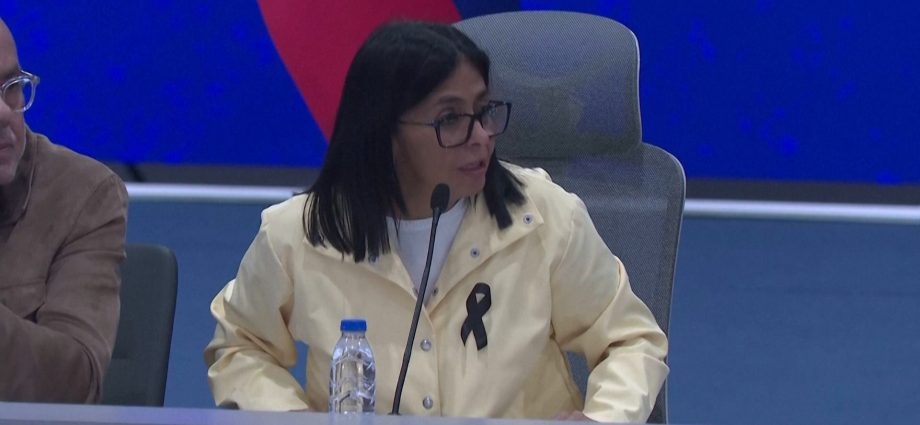 venezuela’s-rodriguez-blames-‘propaganda’-for-quake-response-backlash