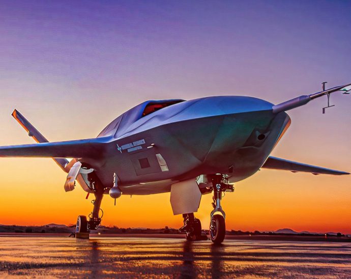 why-the-us-air-force’s-new-$30-million-robot-wingman-costs-1/3-of-an-f-35