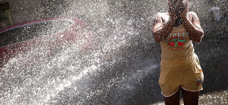 half-of-americans-will-celebrate-the-fourth-of-july-in-extreme-heat
