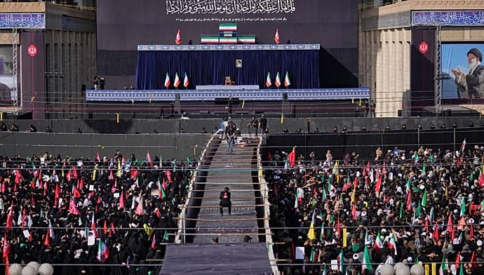 iranians-mourn-as-khamenei-funeral-ceremonies-begin