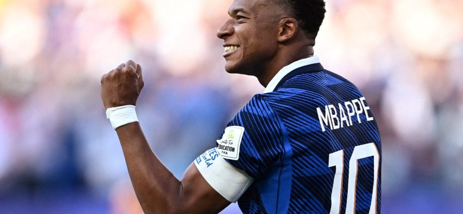 mbappe-draws-level-with-messi-as-france-beat-paraguay-to-set-up-morocco-tie