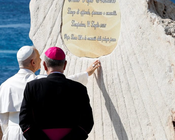 pope-leo-urges-us-to-renew-commitment-to-freedom,-dignity-on-250th-anniversary