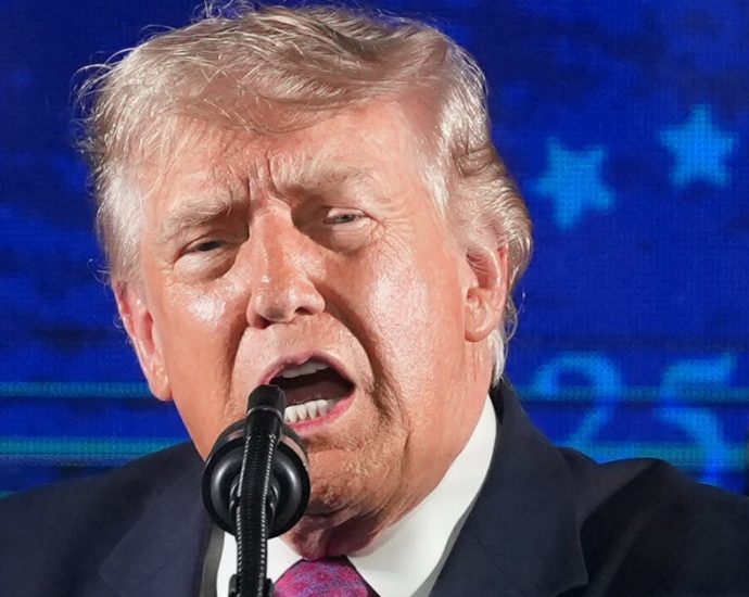 the-traitor-mocked-after-‘thieves,-radicals-and-lunatics’-line-backfires-spectacularly