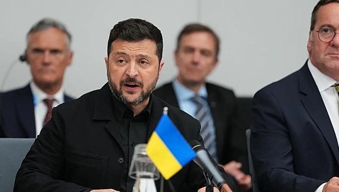 zelenskyy-and-putin-hold-fourth-of-july-phone-calls-with-the-traitor