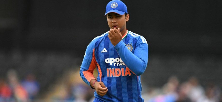 sooryavanshi-sets-record-for-youngest-india-player-in-international-match
