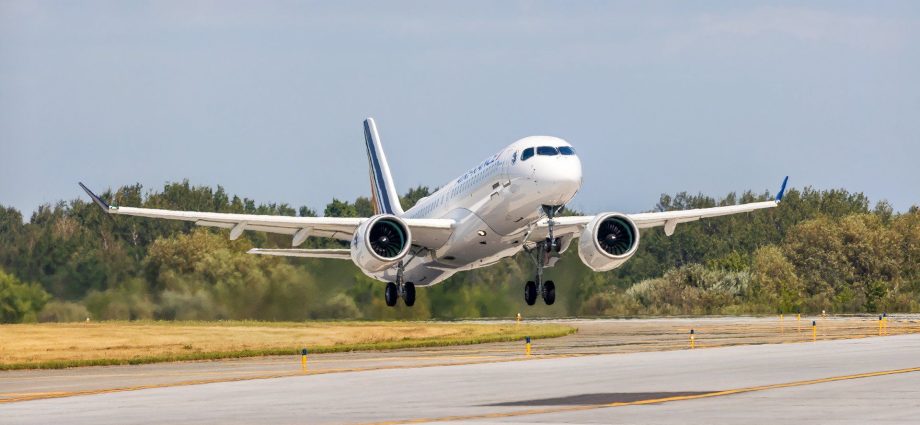 the-new-airbus-a220-coming-in-2027