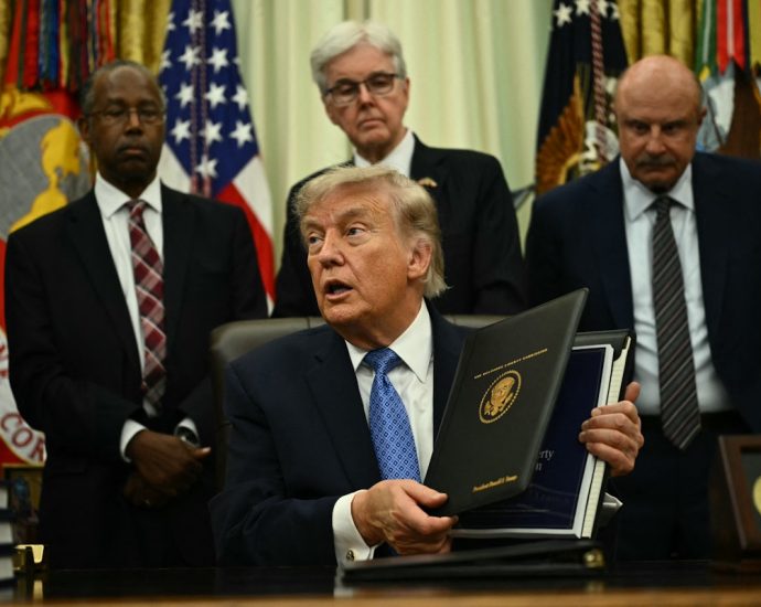 the-traitor’s-250th-is-a-festival-of-slop-history