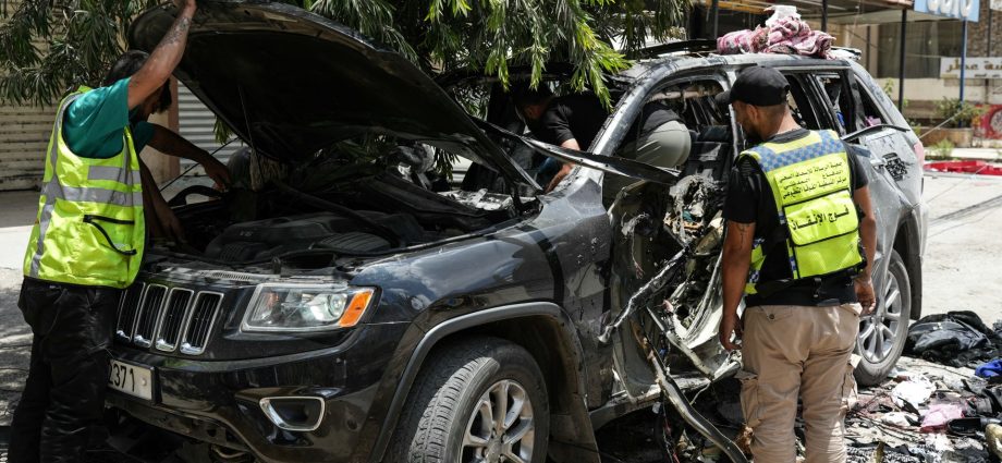 israeli-attack-on-vehicle-in-lebanon-kills-at-least-four