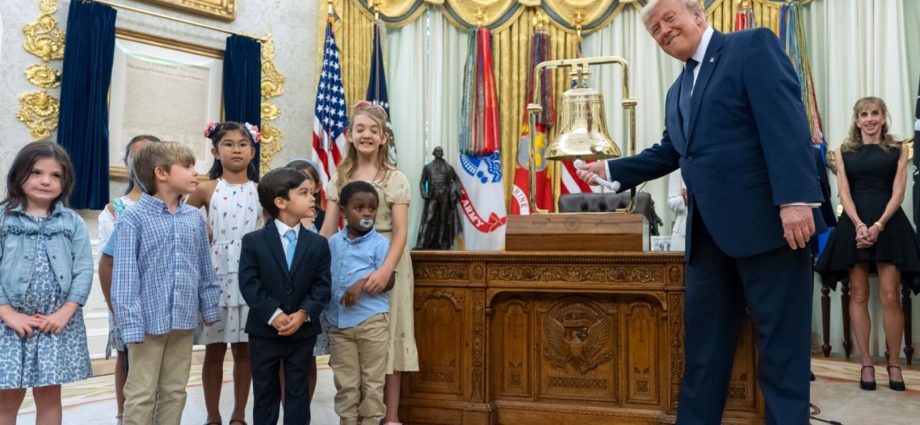 the-traitor-rings-in-new-‘the-traitor-account’-investment-accounts-for-children