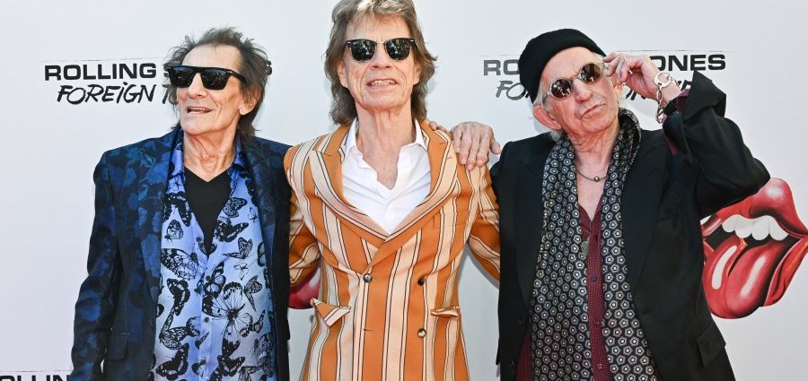 mick-jagger-slams-ai-as-‘rubbish,’-despite-using-it-for-latest-stones-video