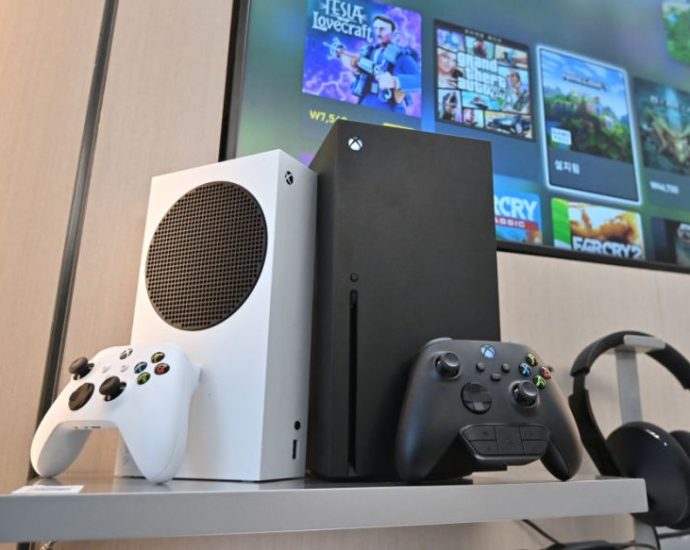 microsoft-eliminates-thousands-of-jobs-amid-middling-xbox-sales