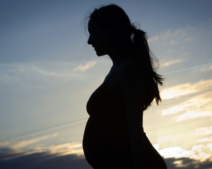 common-products-expose-pregnant-women-to-dozens-of-chemicals.-some-are-linked-with-birth-risks