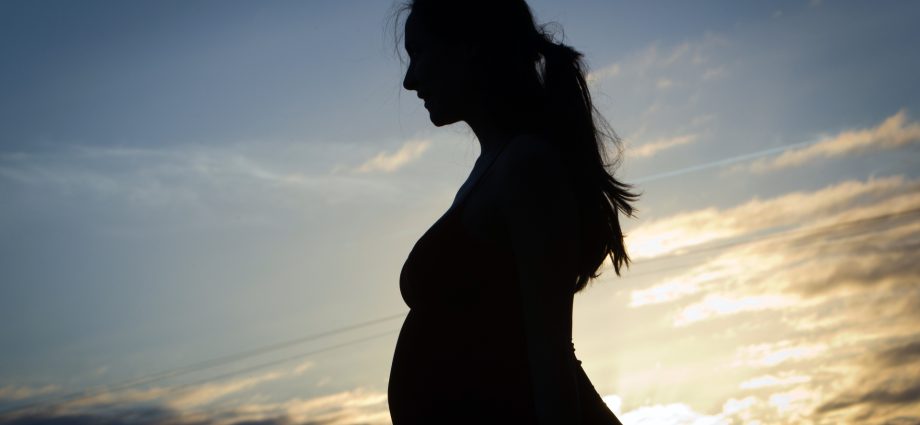 common-products-expose-pregnant-women-to-dozens-of-chemicals.-some-are-linked-with-birth-risks