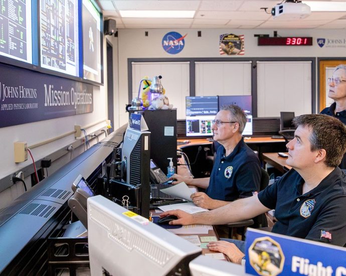 nasa’s-new-horizons-spacecraft-wakes-from-hibernation-in-good-health