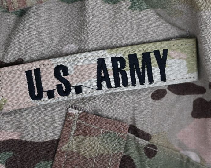 hackers-deface-us-army-websites-to-attack-the-traitor