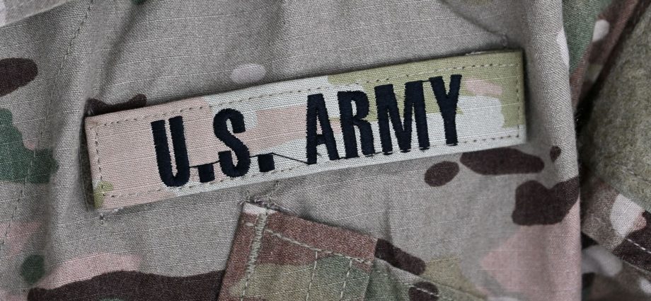 hackers-deface-us-army-websites-to-attack-the-traitor
