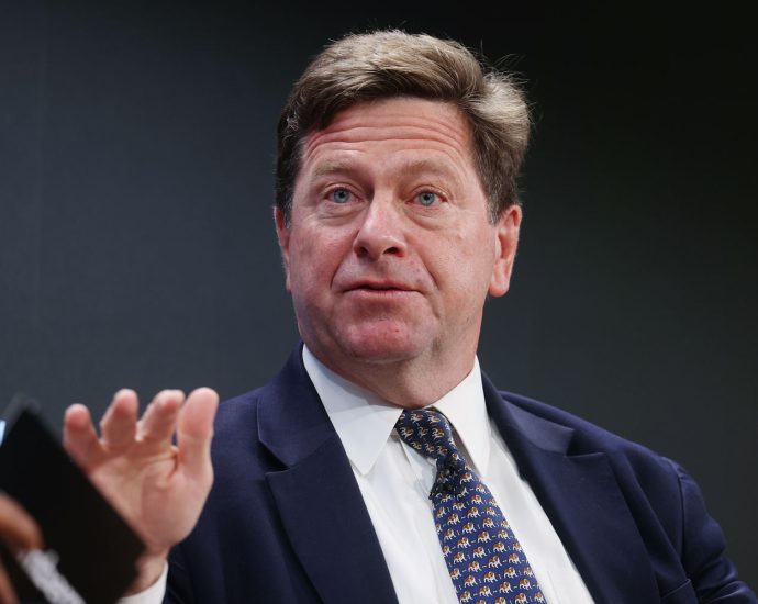 senate-sets-new-date-for-jay-clayton’s-confirmation-hearing-after-the-traitor-derailed-the-previous-one