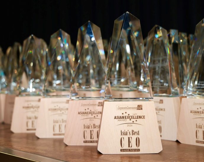 VinFast honored for investor relations excellence at the Asian Excellence Awards 2026