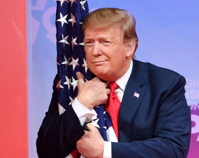 rock-star-blasts-‘tyrant’-the-traitor-in-seething-july-4th-post:-‘maga-doesn’t-own-our-flag’