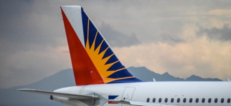 split-fleet:-boeing-and-airbus-set-to-share-philippine-airlines’-20-jet-widebody-order