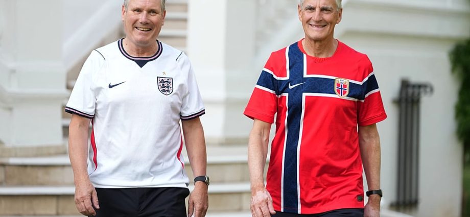 uk-and-norway-leaders-don-national-team-shirts-ahead-of-world-cup-clash