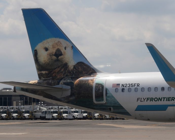 us-summer-travel-slumps-under-rising-fares-and-fuel-expenses
