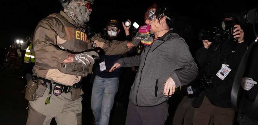 when-the-media-turned-away,-ice-got-worse
