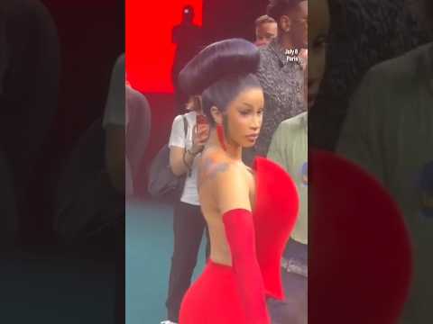 cardi-b-and-fan-bingbing-at-robert-wun’s-haute-couture-show-at-paris-fashion-week