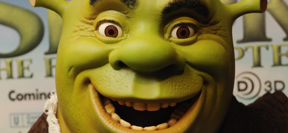 a-blogger-sent-a-lawmaker-a-photo-of-shrek’s-penis.-now-he-faces-6-months-in-jail