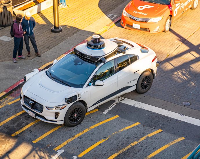 Waymo Robotaxi Drives Law-Breaking Riders Straight To Police