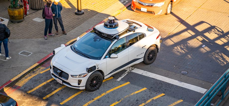 Waymo Robotaxi Drives Law-Breaking Riders Straight To Police