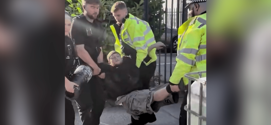 uk-police-arrest-activists-at-israeli-owned-drone-engine-plant