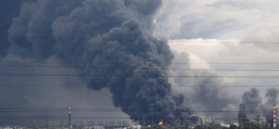 ukraine-targets-russian-oil-depots-and-tankers-in-drone-attacks