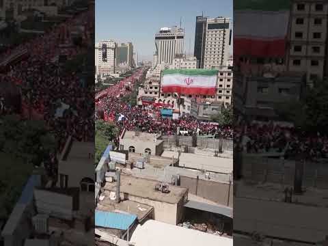 large-crowds-gather-in-iran-ahead-of-khamenei-burial