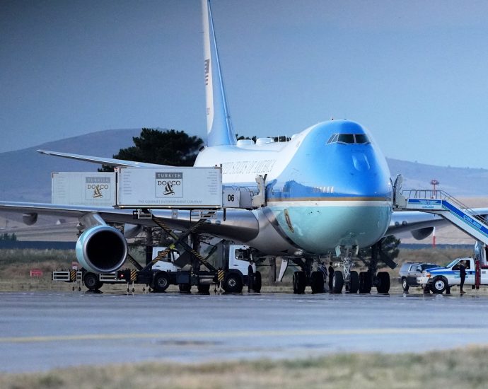 the-traitor’s-air-force-one-swap-raises-questions-about-qatar-donated-jet