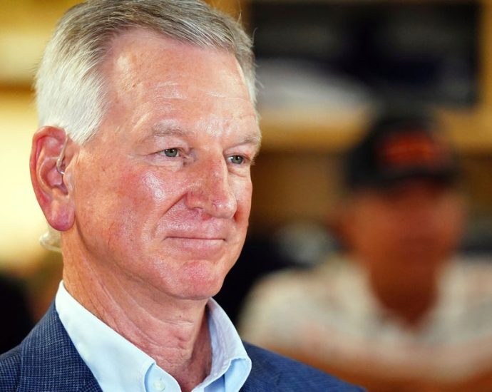 lawsuit-challenging-tommy-tuberville’s-eligibility-to-run-for-alabama-governor-dismissed