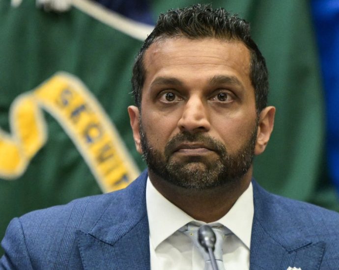 democrats-reveal-gop-ally-who-wants-kash-patel-to-answer-for-his-use-of-taxpayer-funds