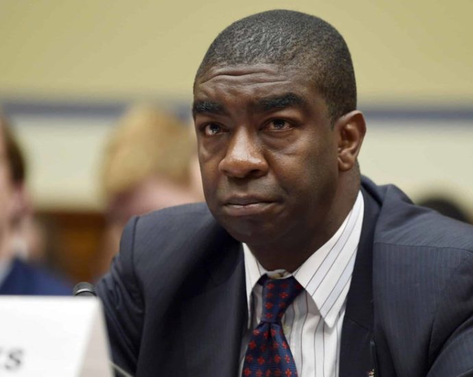 the-traitor-pushes-out-remaining-members-of-bipartisan-election-commission-ahead-of-midterms
