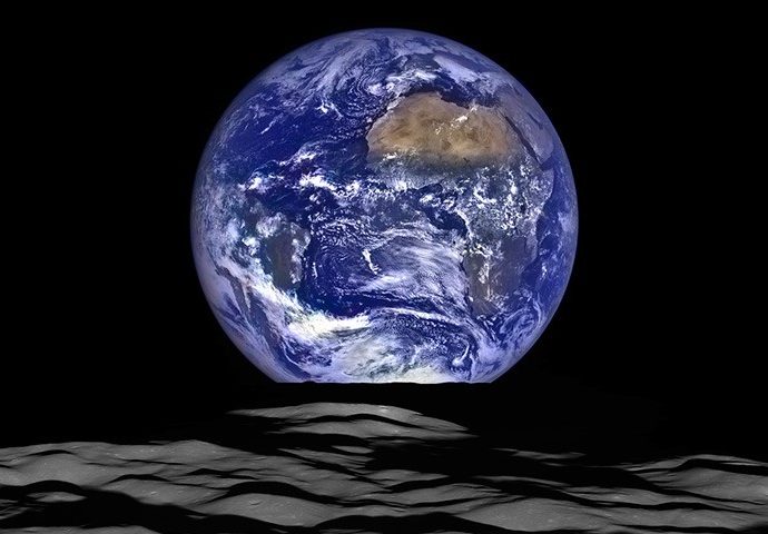 earthrise,-earthset:-looking-towards-home